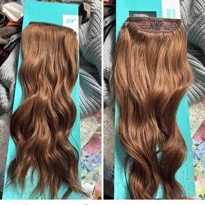 Halo Couture 18” Light Brown Pony Extension (NOT SYNTHETIC)‼️